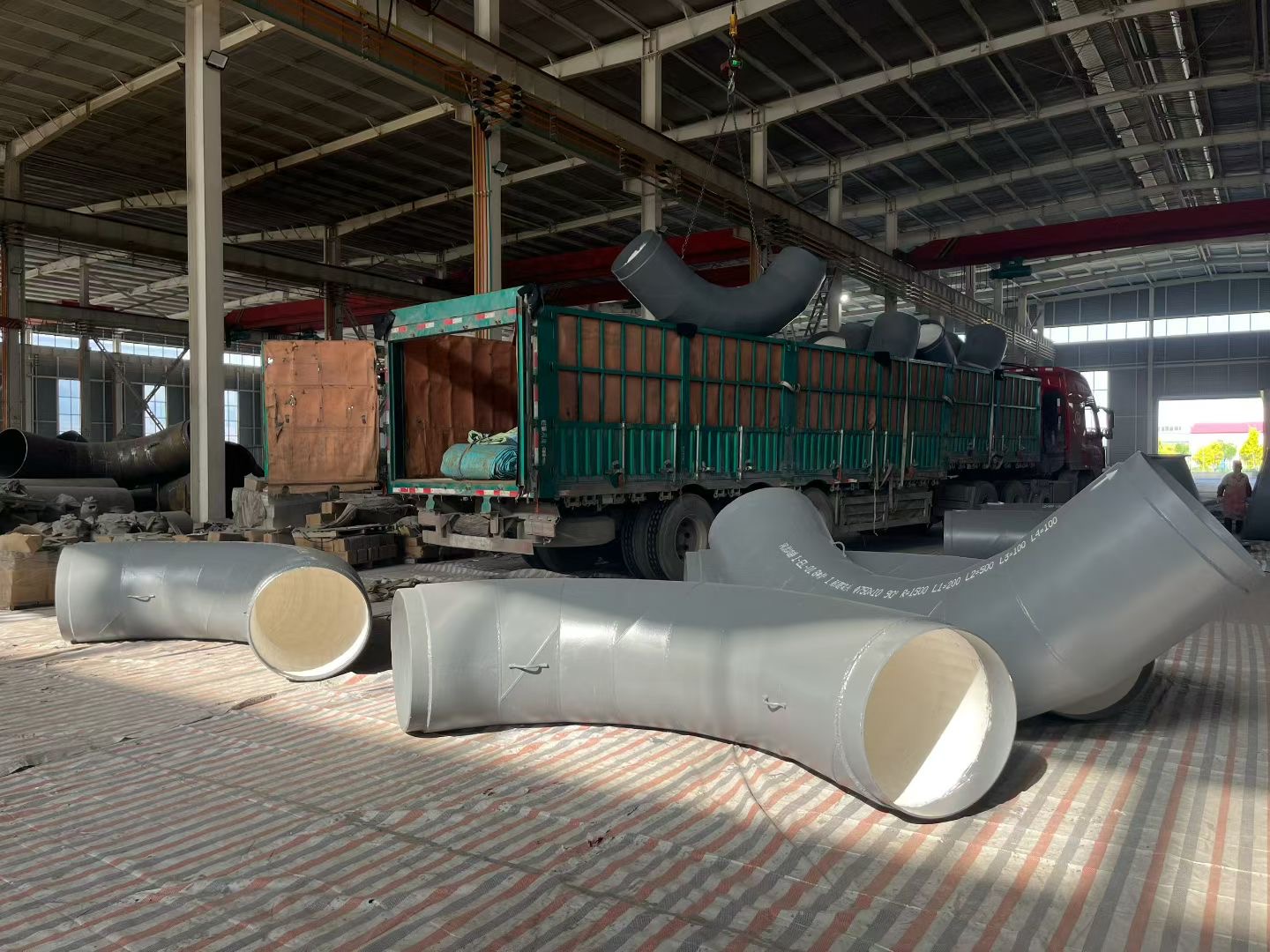 龙岩市双金属充填耐磨管道碳化硅耐磨弯头 - 厂家